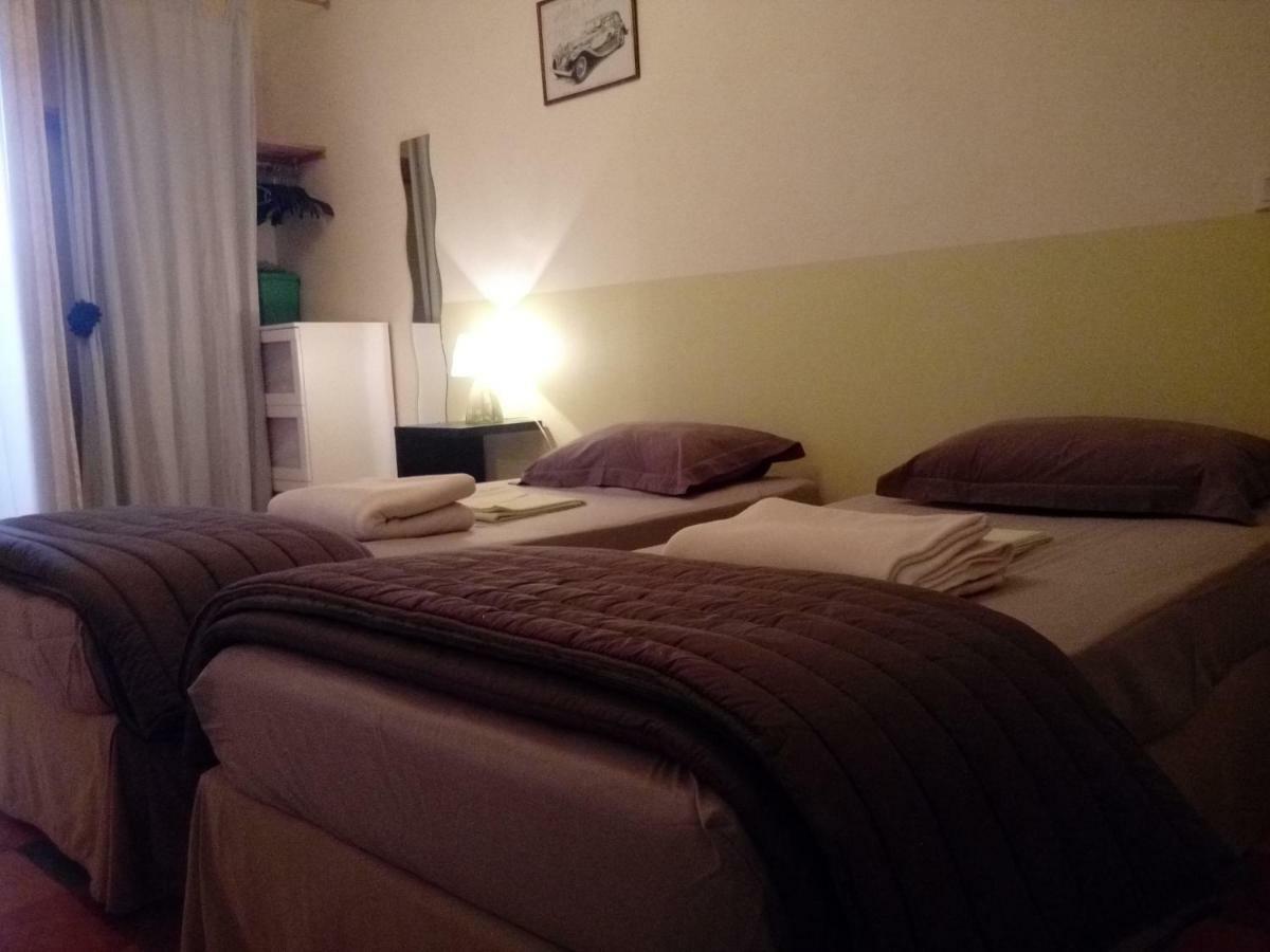 Au petit lieu-dit Anglade Extérieur photo